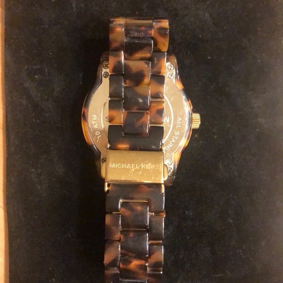 Michael Kors Watch - Picture 2 of 4